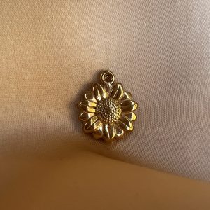 SS Sunflower Charm
